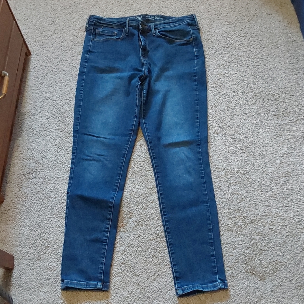 Skinny jeans